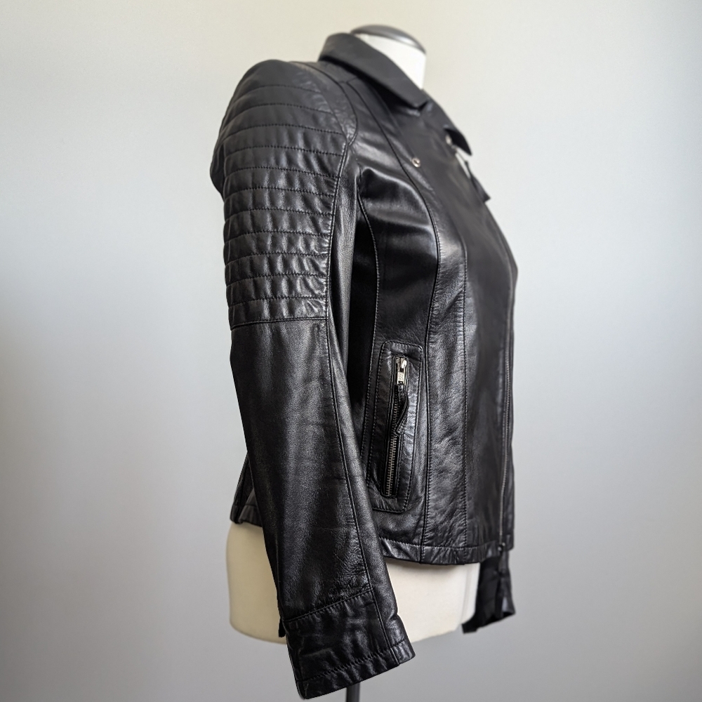 Black %100 Leather Moto Jacket  Small Medium Bikercore Lined